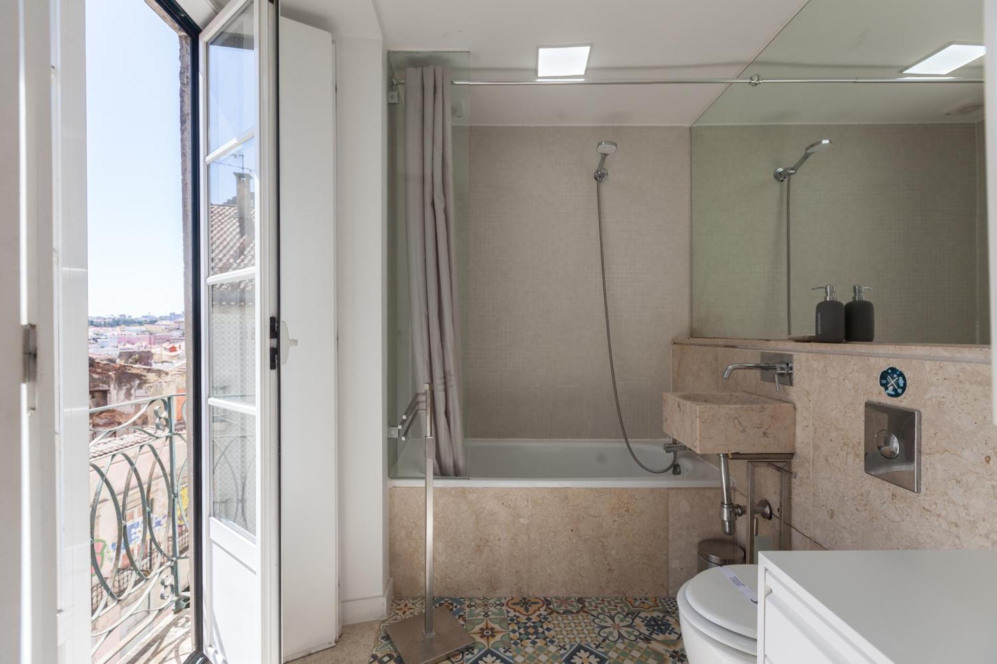 Apartament Flh Castle Duplex With Terrace Lizbona Zewnętrze zdjęcie